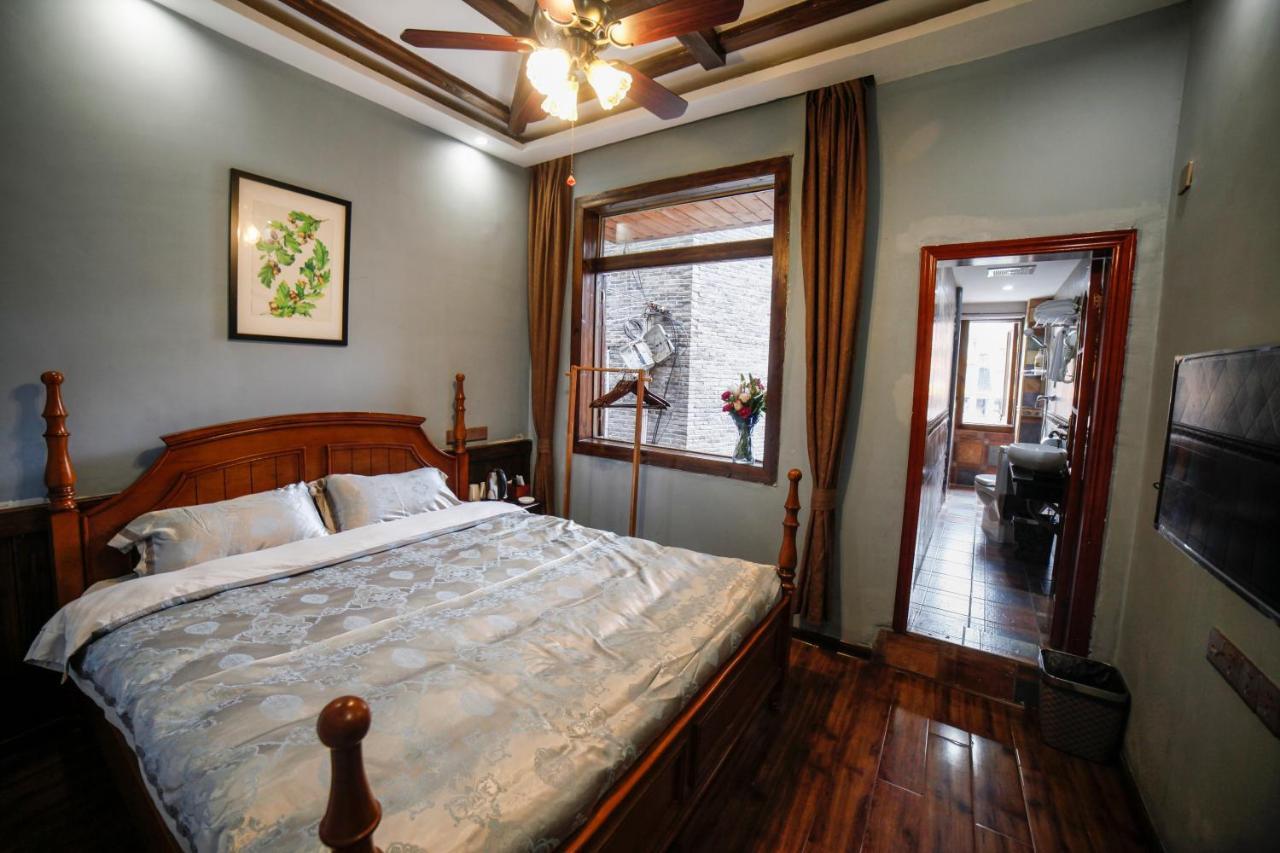 Flower Time Inn Fenghuang Kültér fotó