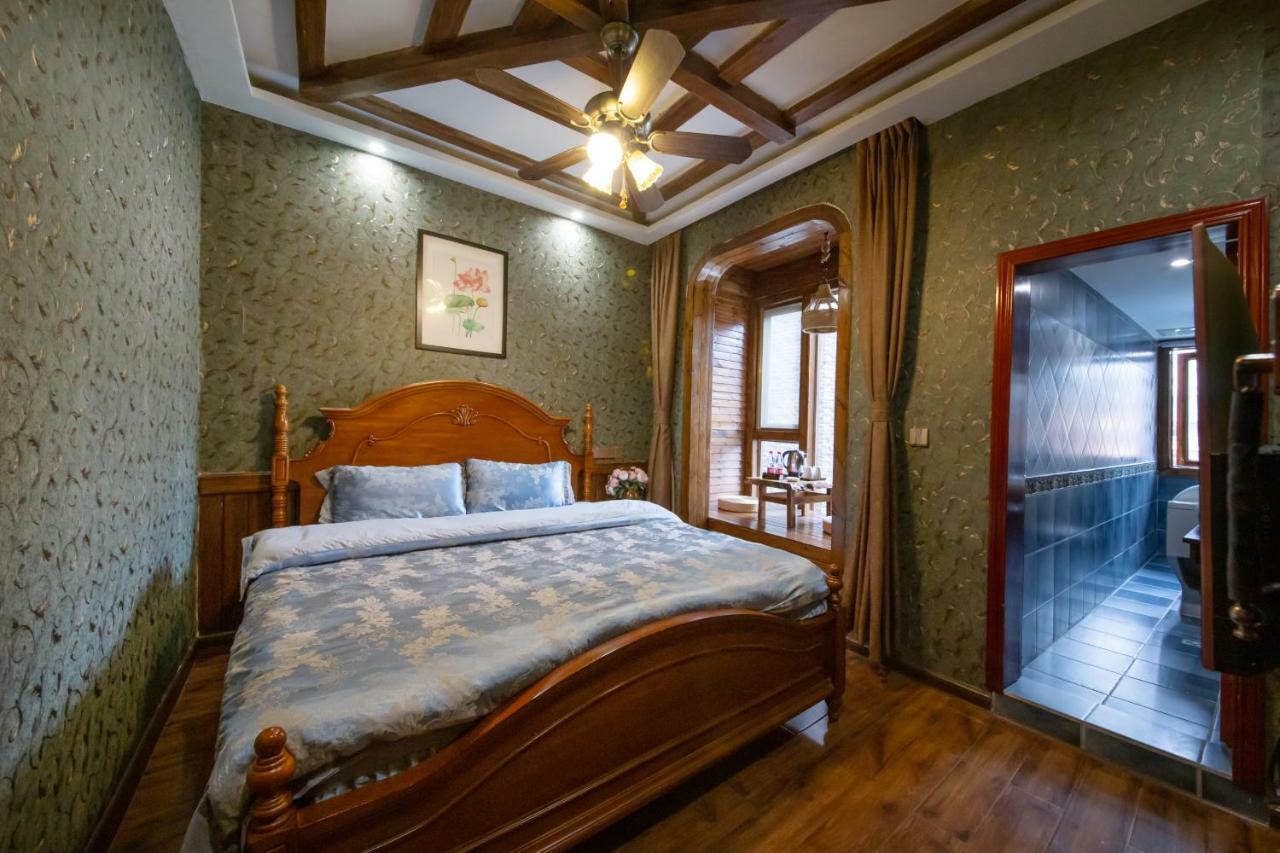 Flower Time Inn Fenghuang Kültér fotó
