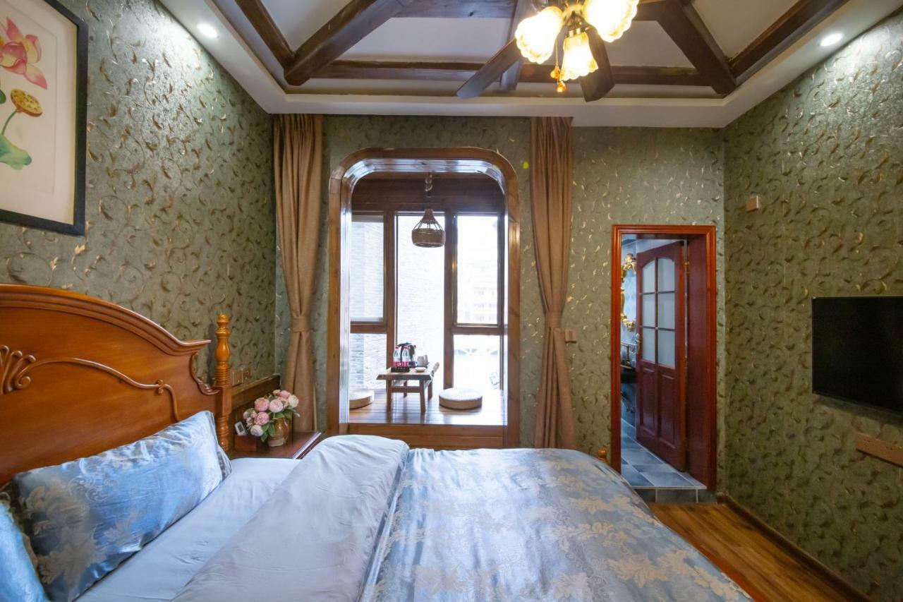Flower Time Inn Fenghuang Kültér fotó